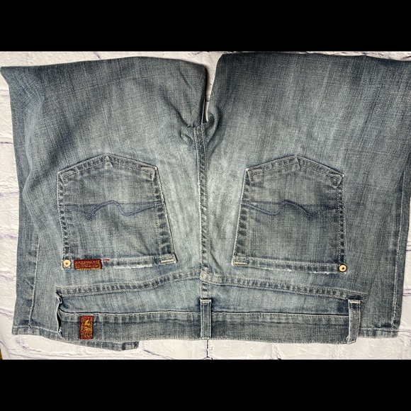 7FAM Roxanne Capris - Picture 3 of 4